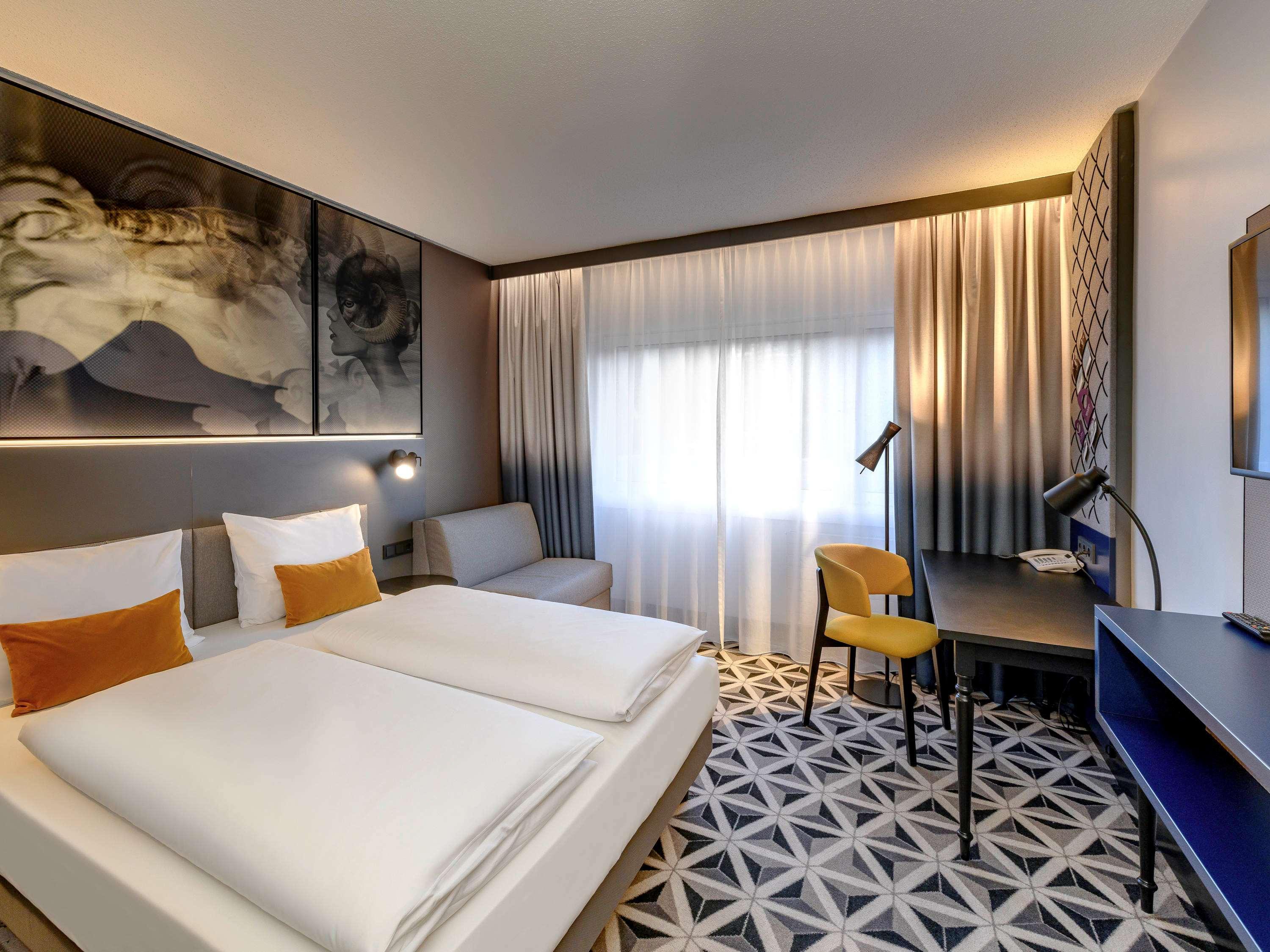 Mercure Hotel Freiburg Am Muenster Bagian luar foto