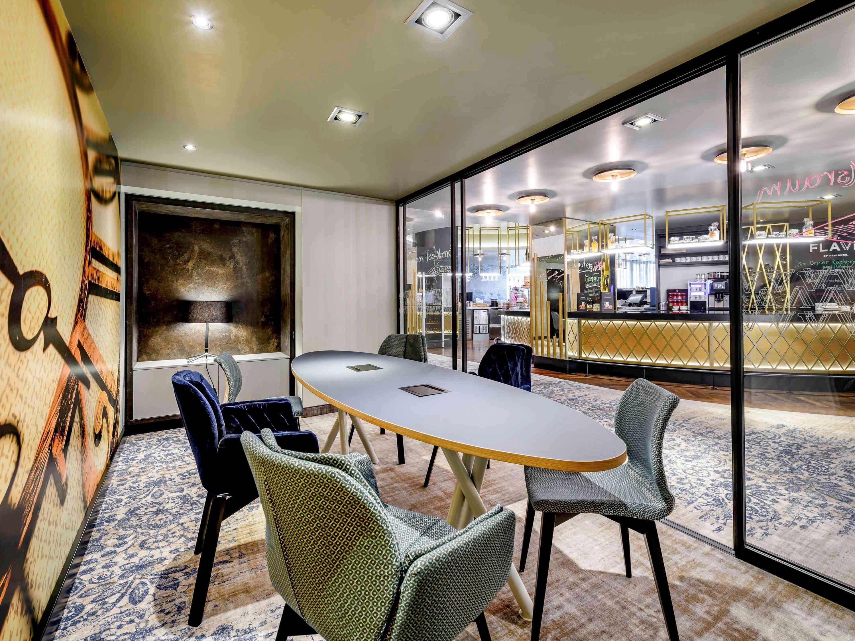 Mercure Hotel Freiburg Am Muenster Bagian luar foto