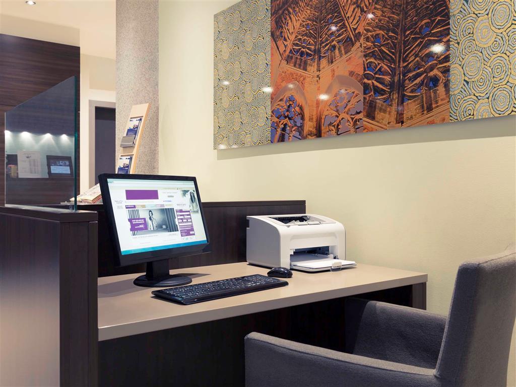Mercure Hotel Freiburg Am Muenster Bagian luar foto