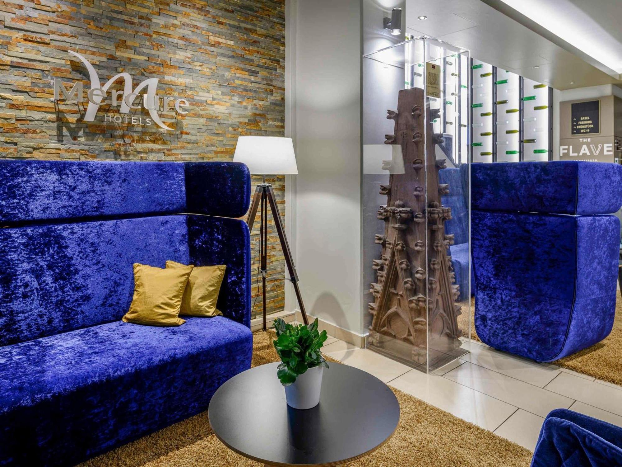 Mercure Hotel Freiburg Am Muenster Bagian luar foto