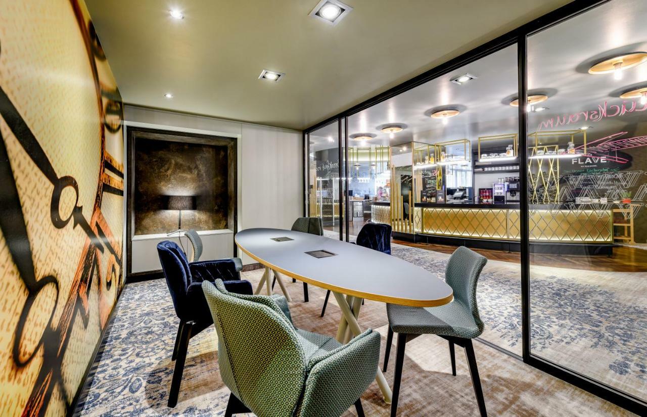 Mercure Hotel Freiburg Am Muenster Bagian luar foto